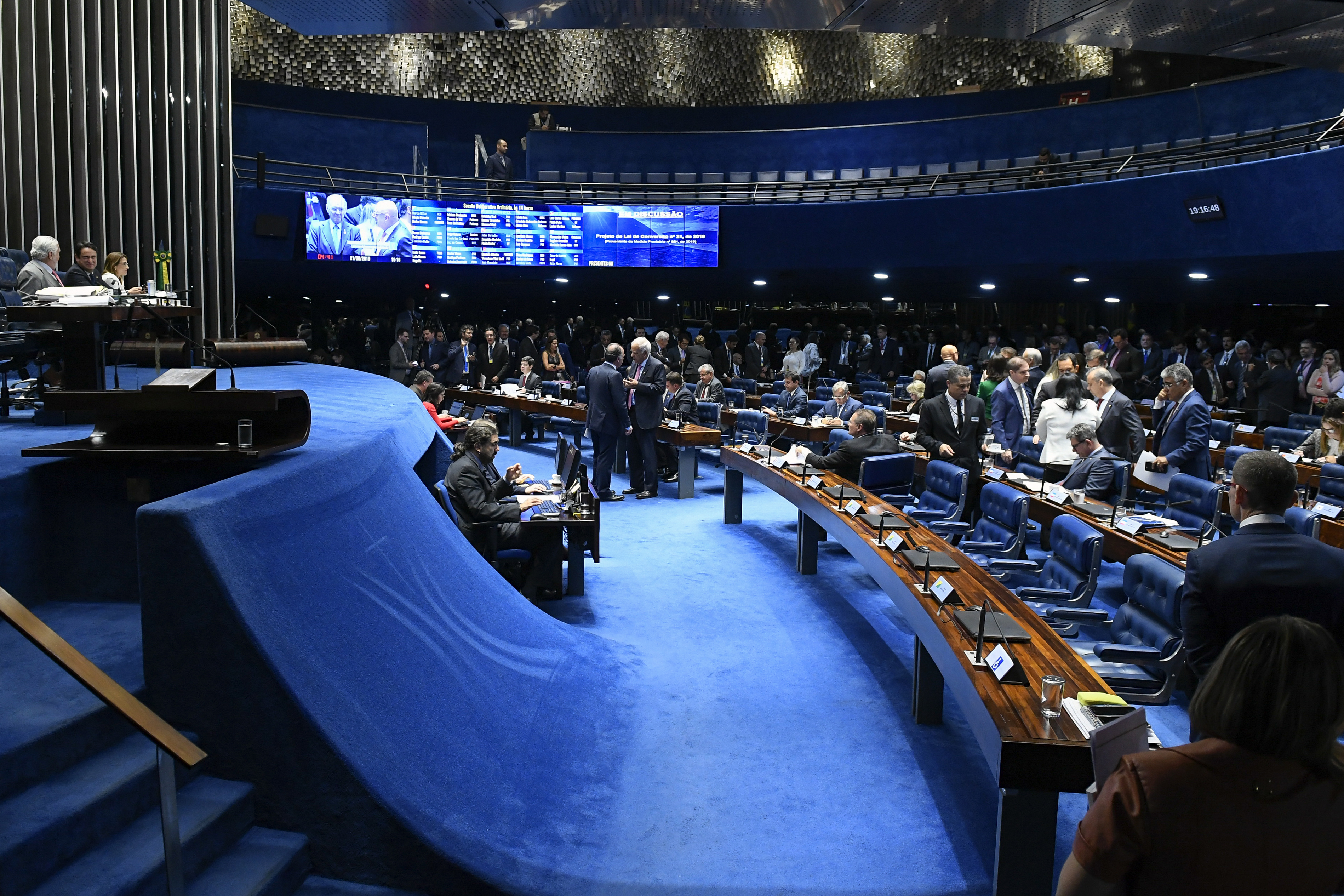 Notariado brasileiro parabeniza aprovação da MP da Liberdade Econômica